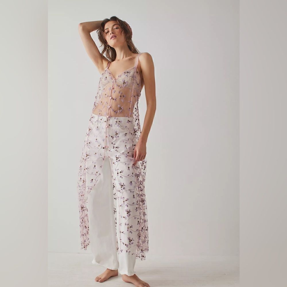 New Free People x Intimately Banu Embroidered Slip - Picture 4 of 8